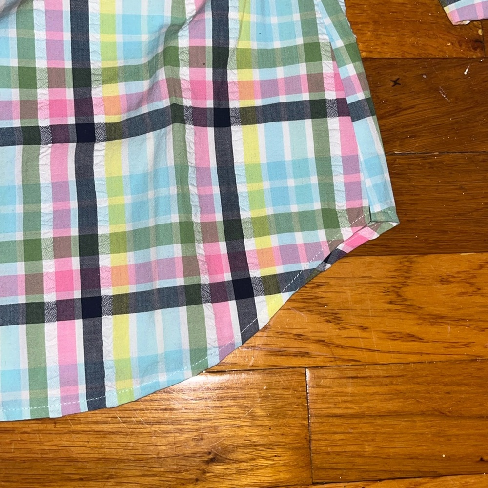 ⭐️🌴 1901 White Multi-Color Check Button Down - Picture 8 of 8